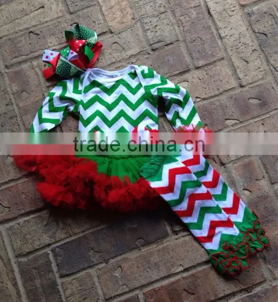 Wholesale girls christmas leggings with long sleeves pettiskirts white and green chevron Christmas clothing