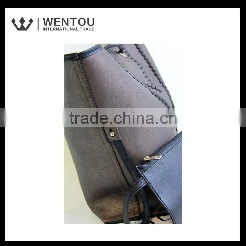 New Arrival Big Ladies Reversible Shoulder Bag