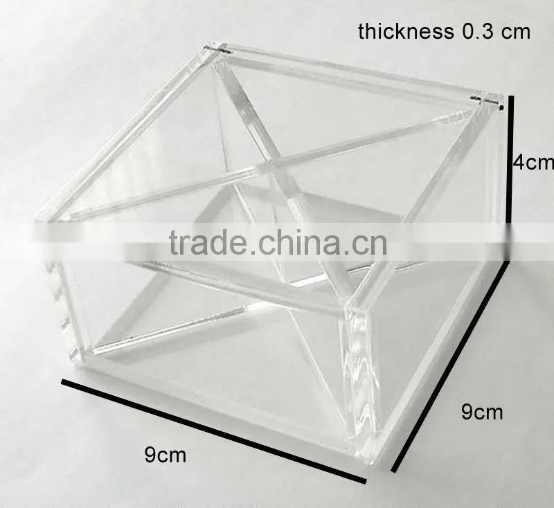 custom acrylic display box with cover