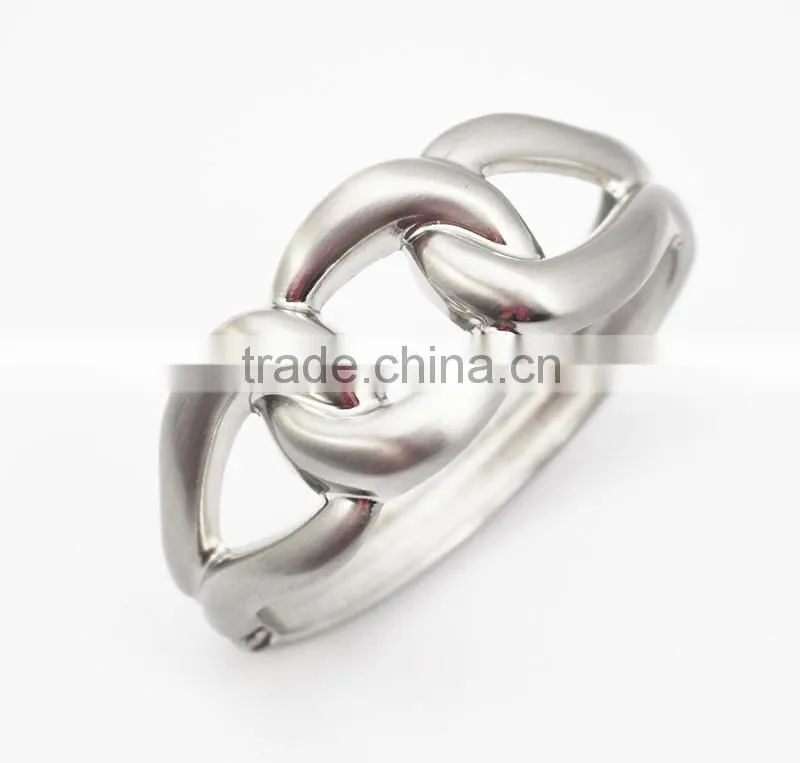 Fashion hollow women alloy spring opened cuff bangles for small wrists indian hand bangles