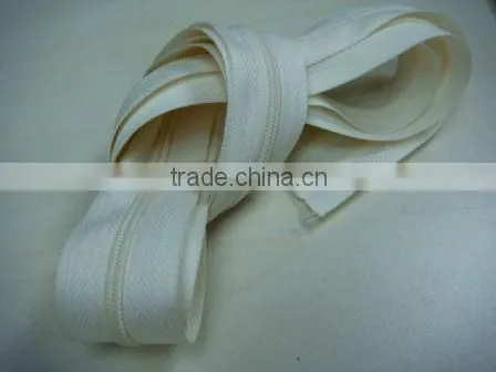 Best Quality Wholesale Colorful Nylon Zipper Cheap Price YKK