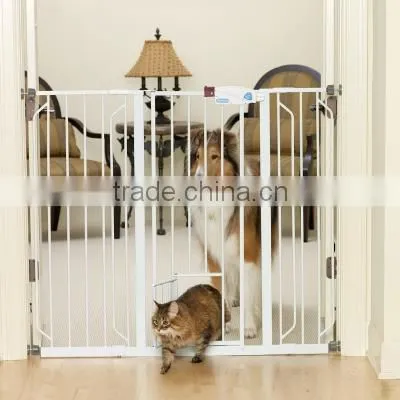2015 BSG03 ABS +SS material with small door for your pet keep your baby safe and pet comfortable pass en1930 certs pet gate