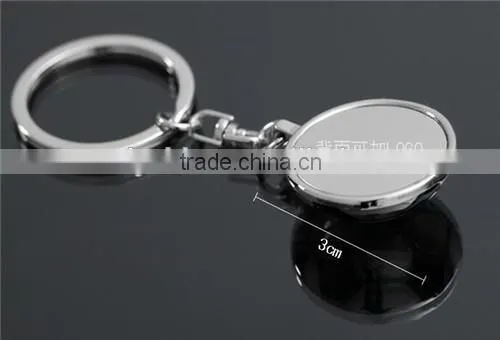 High quality men's silver sport football keychain
