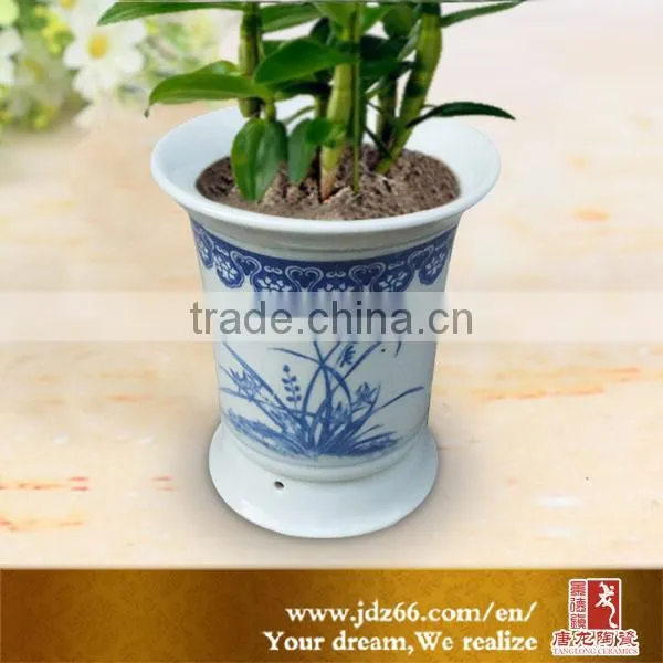 Chinese Beautiful Jingdezhen Antique Blue and White Porcelain
