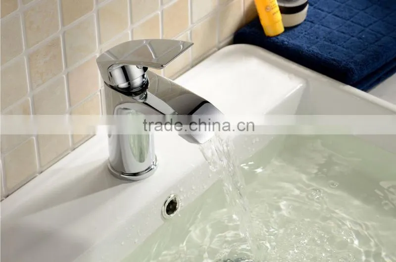 Bathroom Bath Filler Mixer for UK Market