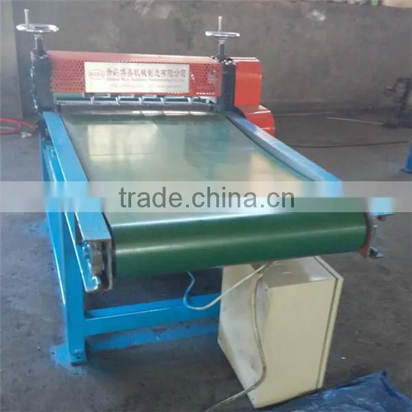Rubber sheet cutting machine