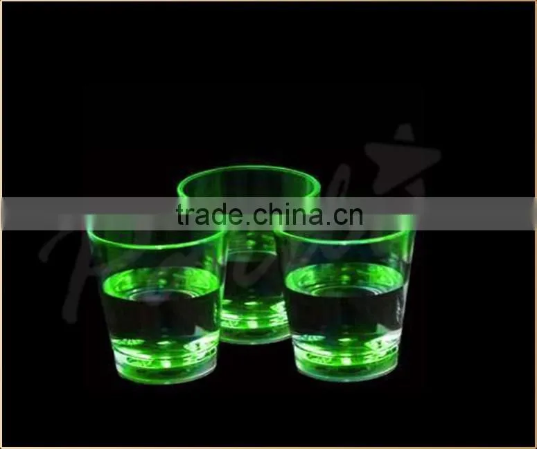 Bar promo liquid activated led light up shot glasses