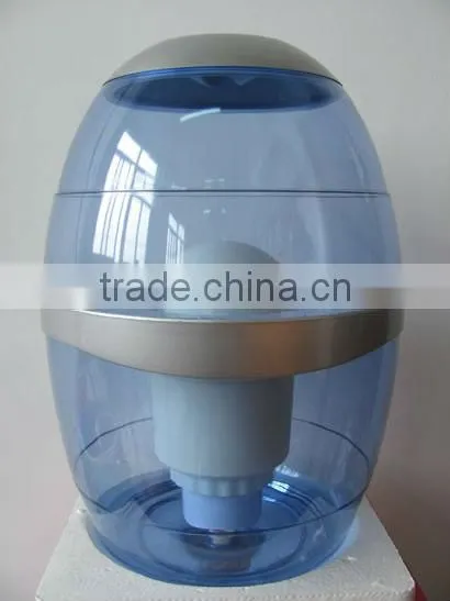 Family use mineral dispenser purifier water purifier