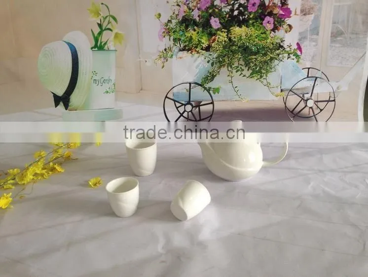 White Custom Wide Mouth Porcelain Handleless Tea Cups