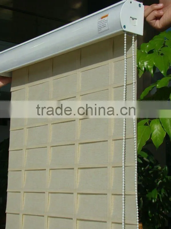 YUMA fashionable and high defination Verman Blind/Roman blind