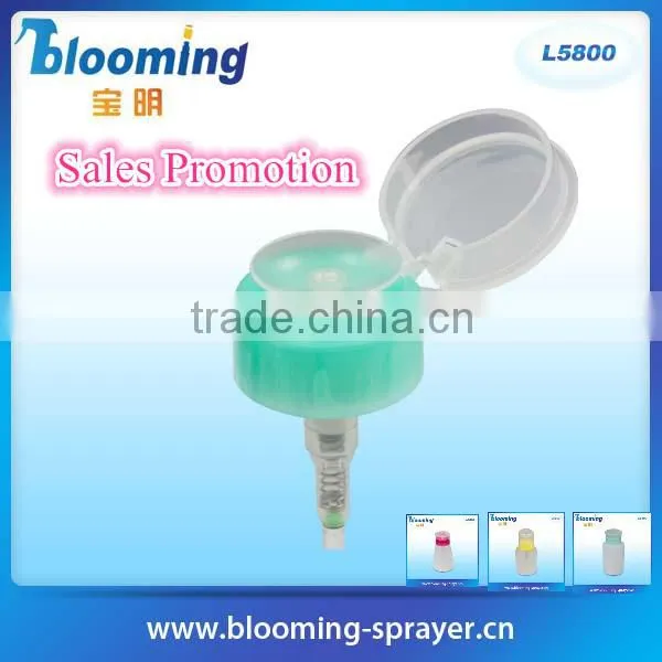 Comestic treatment pump sprayer mister