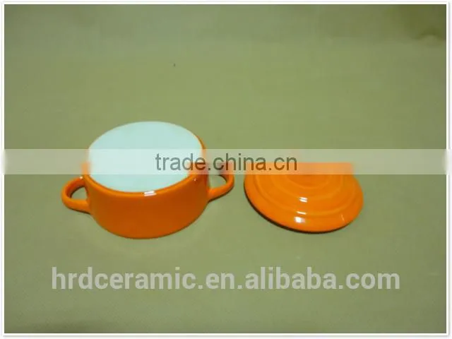wholesale daily use round porcelain with lid ceramic bakeware