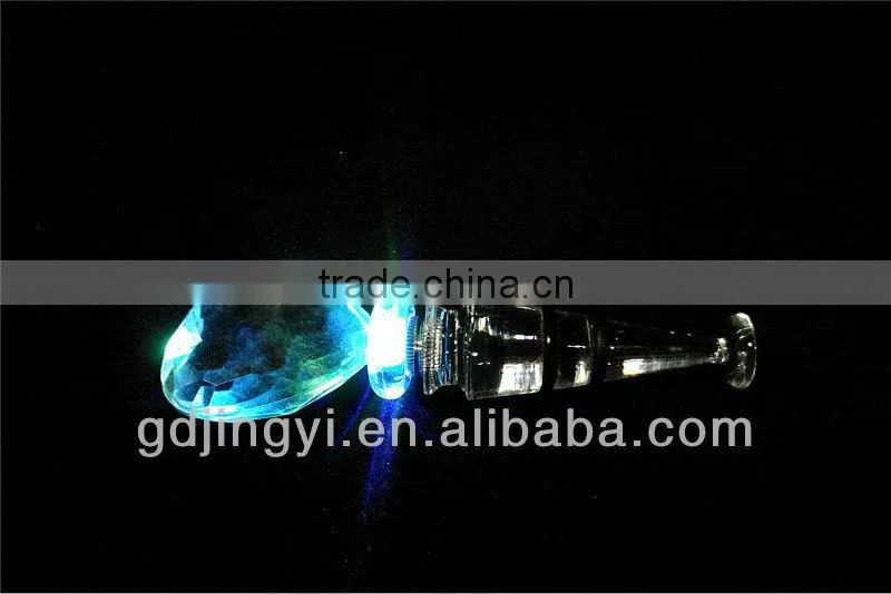 new cheap wholesale acrylic LED color changing trendy wine bottle stopper