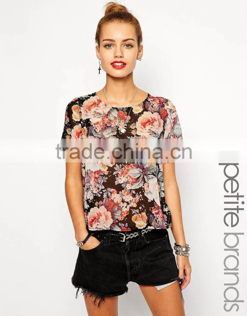 Glamorous Petite Floral Print Crop Boxy Tee