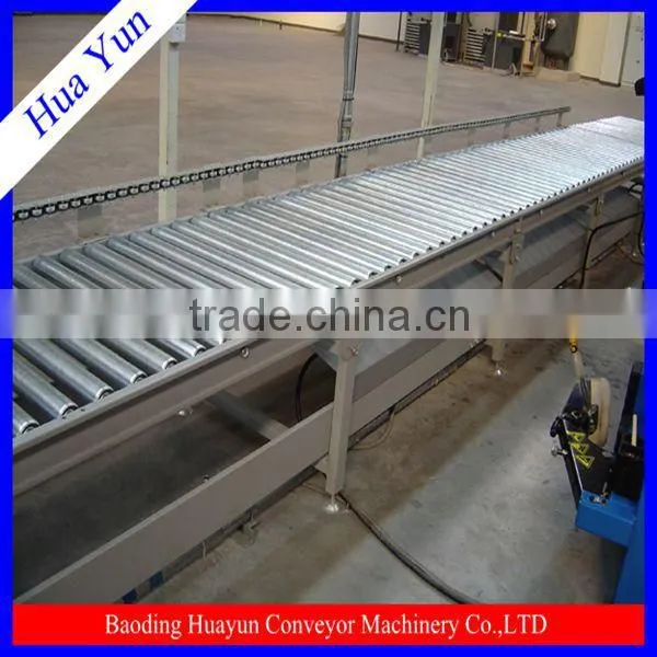 Heavy Load Long Distance Gravity Roller Conveyor For Luggage