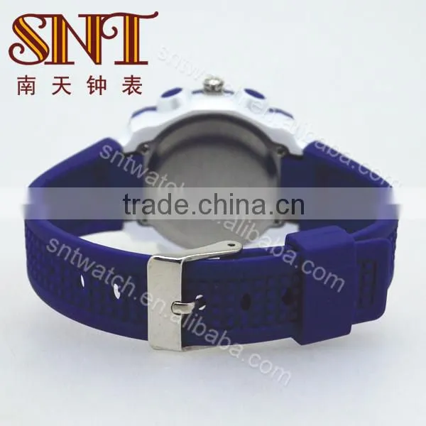 Sport watch with plastic case & strap on promotion