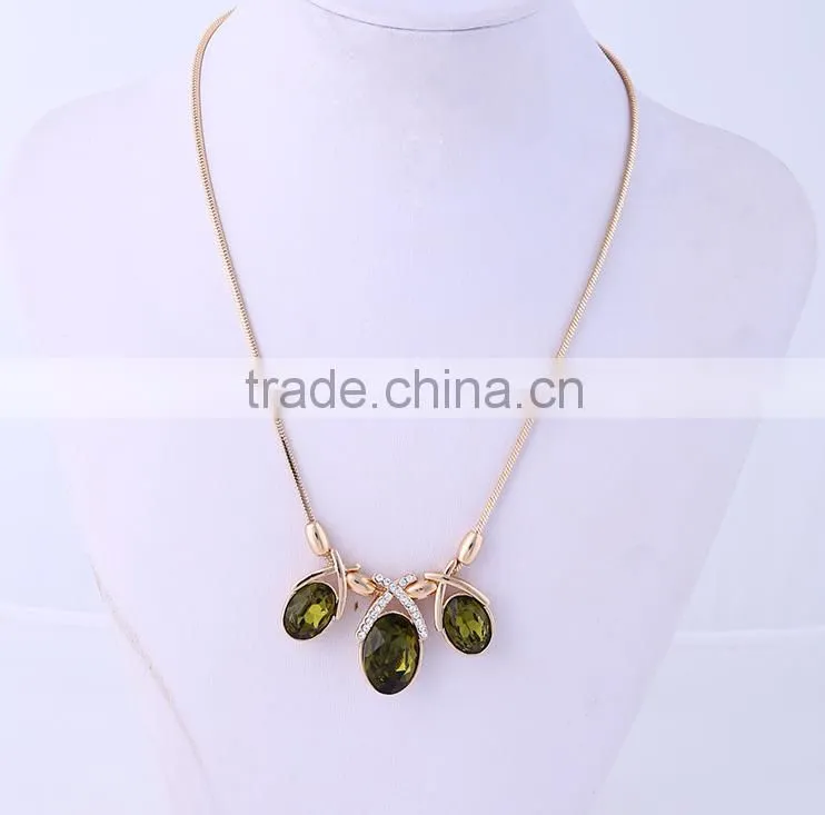 2016 Fashion long chain crystal pendant necklace simple design women jewelry