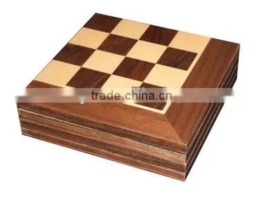 Professional Wooden High Quality Foldable Chess Game Manufacturer