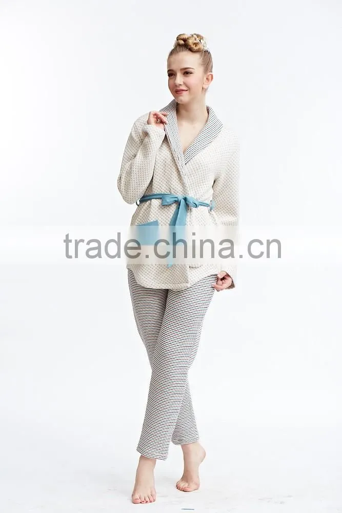 Generous elegant binding pajamas women
