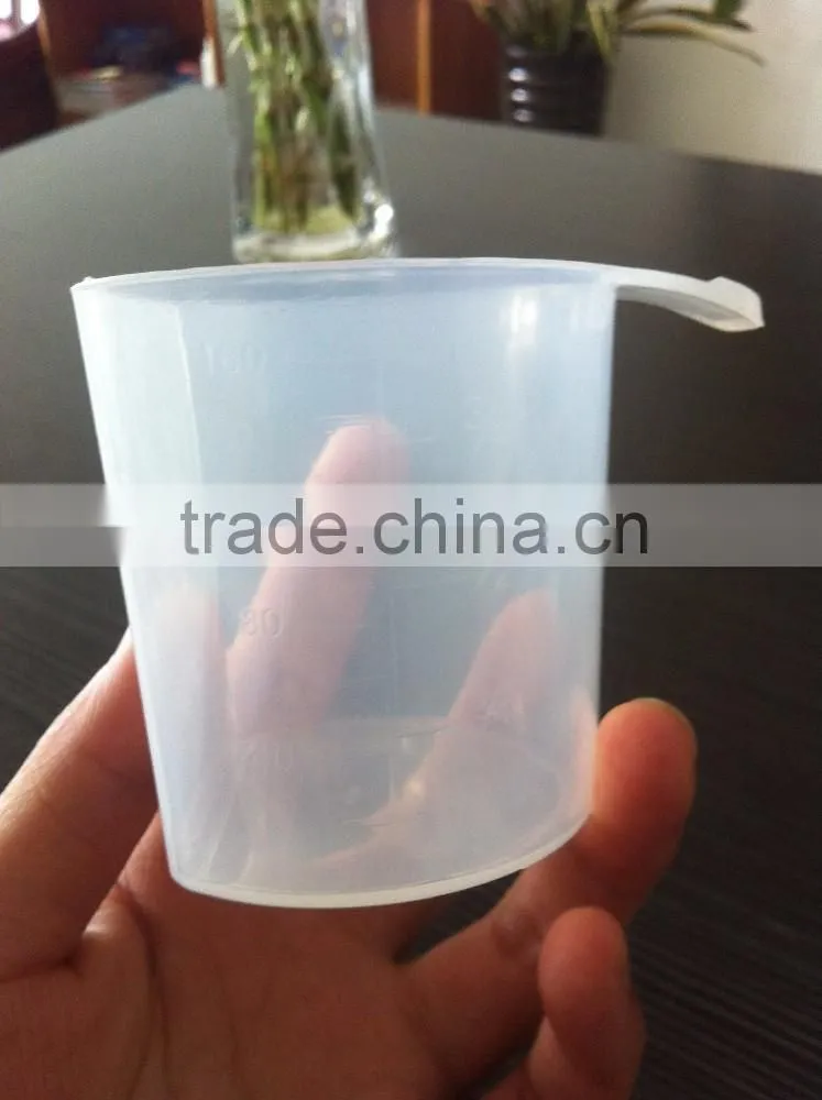 H109 160ml transparent plastic measuring scoop
