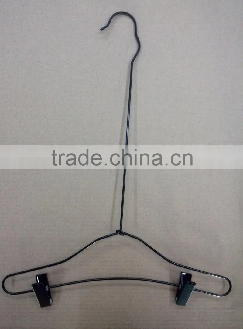 cedar with the aroma of natural wood clohtes hanger with locking bar