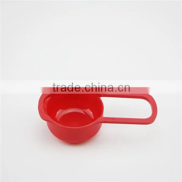 Fancy design high quality plastic measuring cup