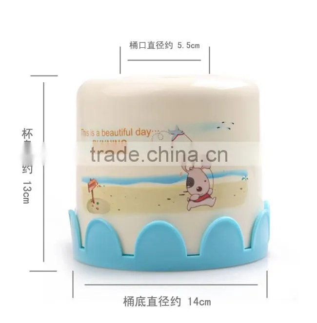 household round tissue box container with lace decor