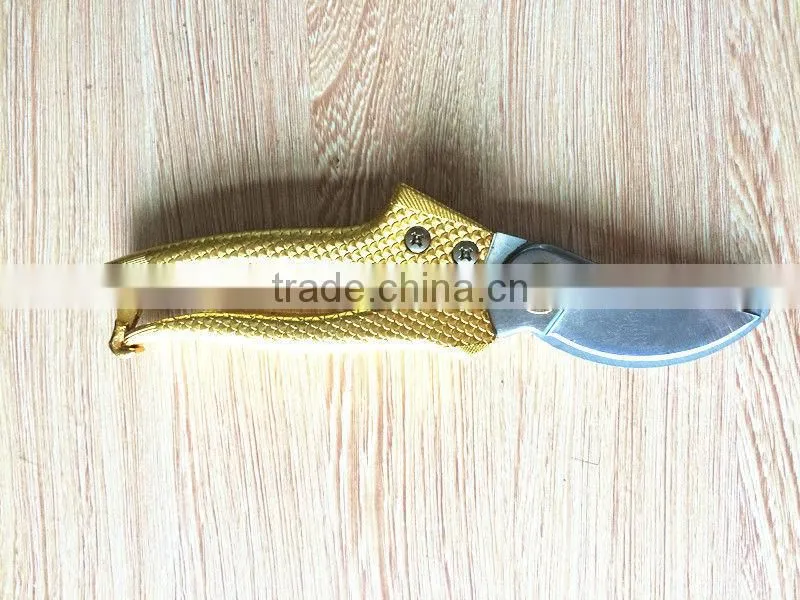 Portable garden scissors floral shears
