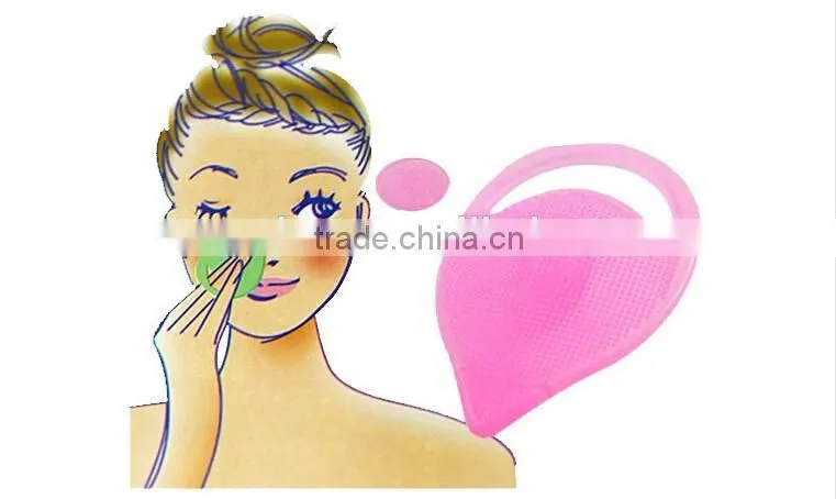 eco-friendly high quality mutifunctional heart design silicone facial cleansing brush