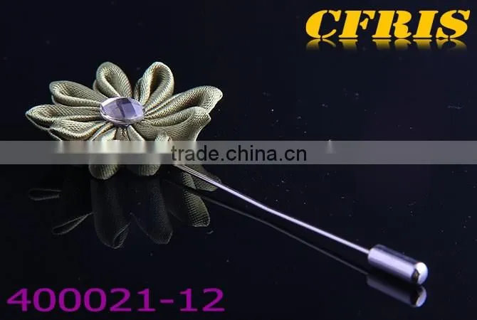2016 New arriving coniferous flower with crystal inlaid lapel pins