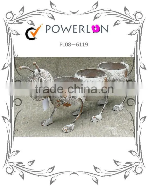 Metal Antique Unique Garden Decoration