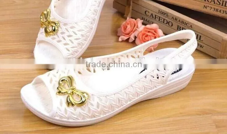 Vivid plastic flower shoe decoration