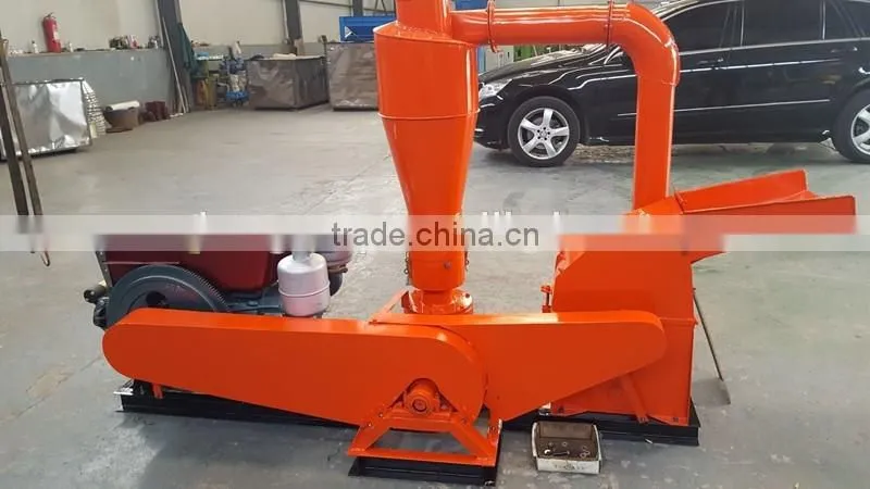 very popular diesel engine biomass pellet producing machine with crusher with diesel motor togther