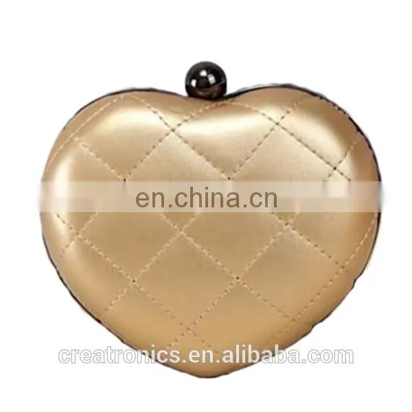 CR low MOQ requirements shining quilted griddings pu surface heart-shaped long chian black best selling new coin bag