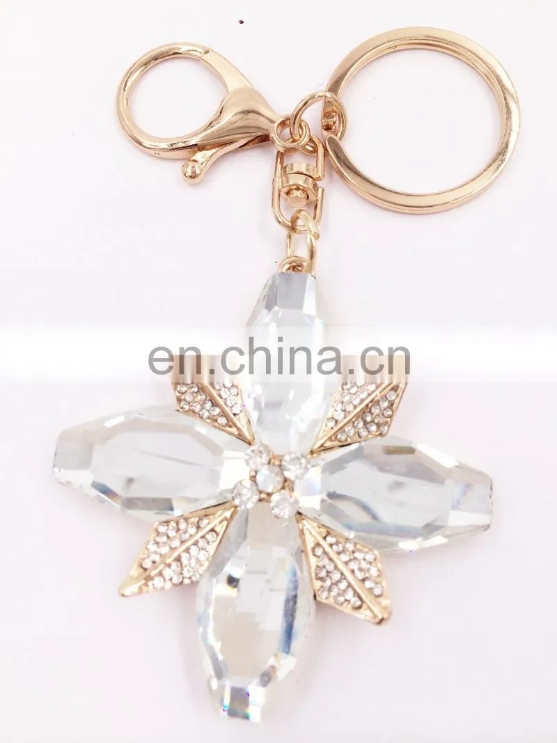Custom Promotional Luxuriant Cute Diamond Key Chain Give Gifts