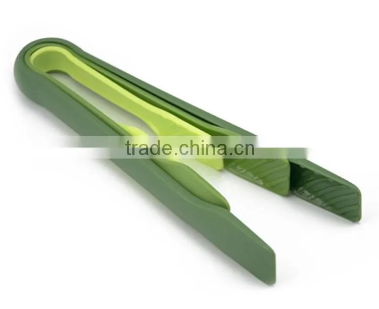 Promotion plastic tongs for wholesale