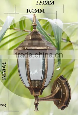 European black die-casting zinc and Aluminun Garden Outdoor Wall Lamp
