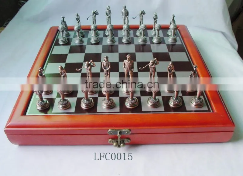 Warrior Knight design metal chess with board
