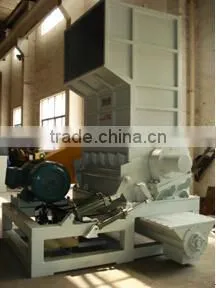 plastic crushing machine