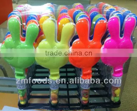 V clapping hand toy candy