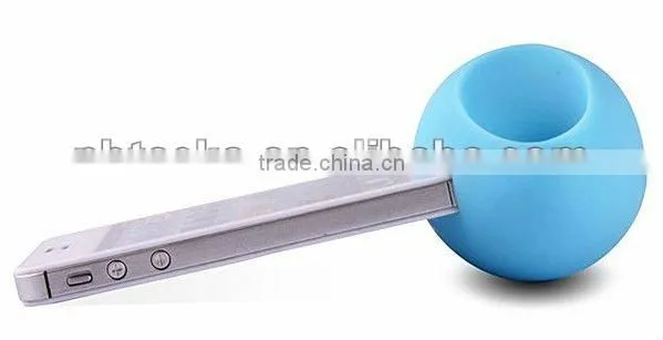 Eco-friendly silicone cute design cell phone holder with loud-speaker