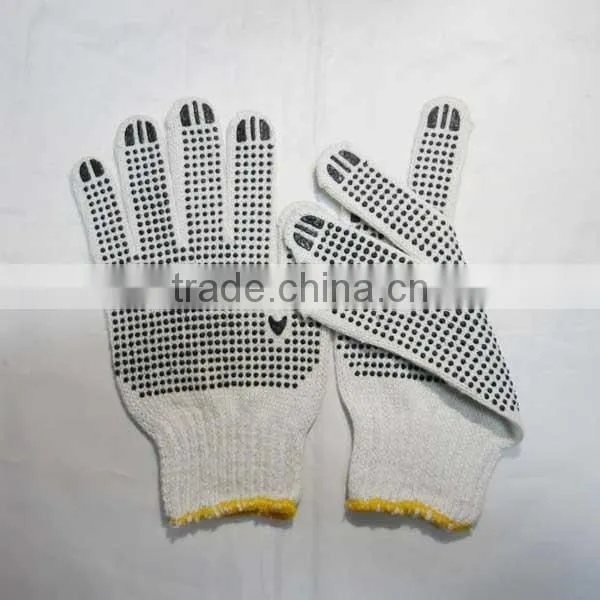 Safety Gloves Working With PVC Dots