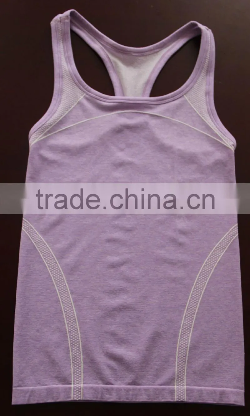 seamless moisture wicking tank top