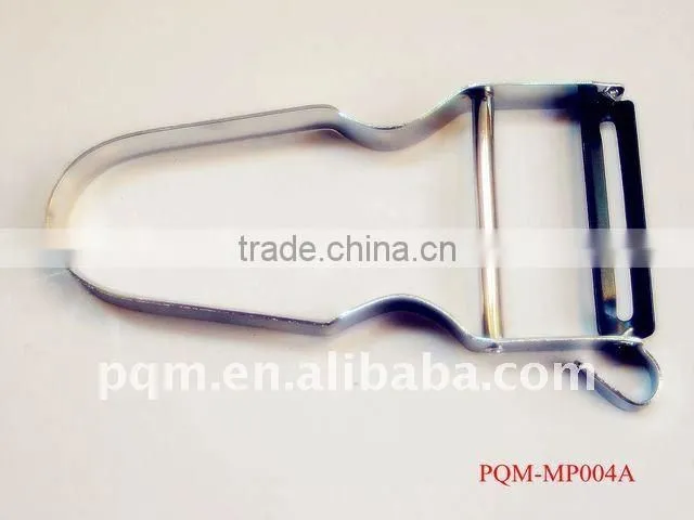 Durability and pratical stainless steel peeler 004A