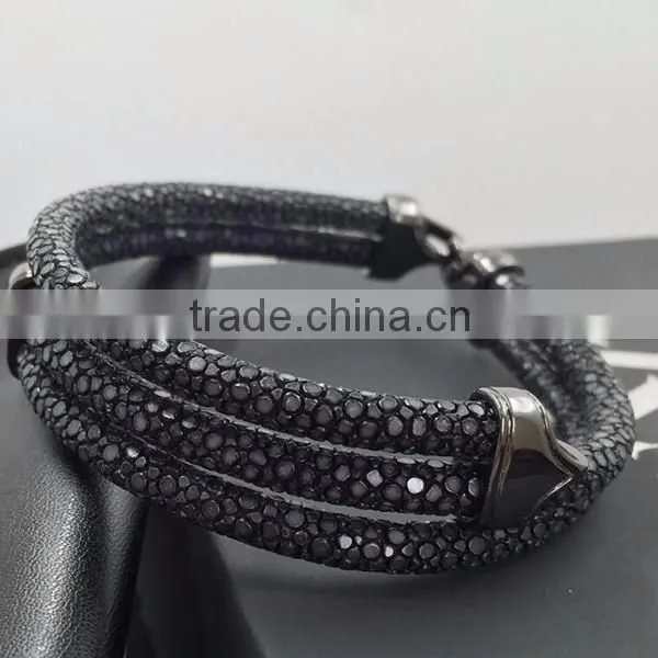 2016 Fashion Jewelry Bracelet PU/Genuine Stingray Skin Leather Bracelet With Three Strand Design For Men