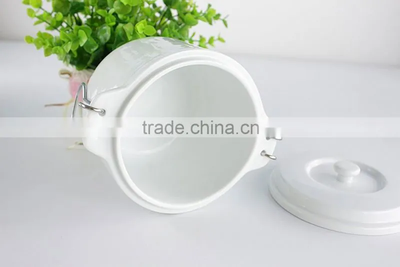 China suppliers wholesale soup tureen, white ceramic stew pot with lid