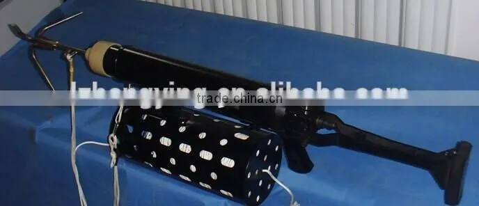 Pneumatic line throwing appliance used for life-saving