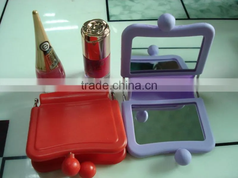 Keren convenient silicone mirror package