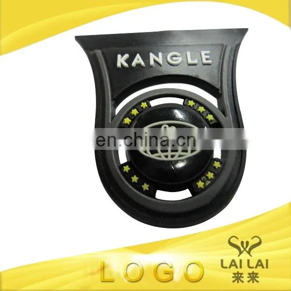 Custom OEM design 3d silicone patches and hangtag