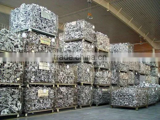 Strong versatile collapsible mesh storage cage for transport
